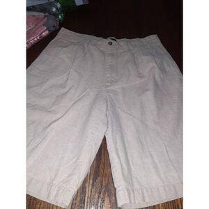 Mens 30W Van Heusen Khaki Tan Pleated Front Shorts High Waist